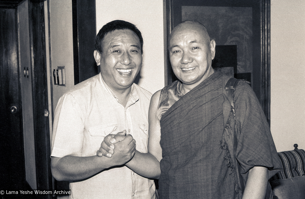 (08846_ng-3.psd) Gelek Rimpoche, Lama, New Delhi, India, 1983.